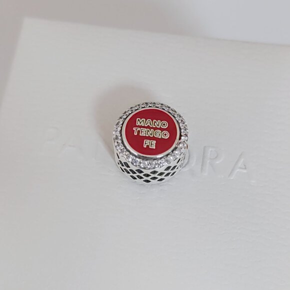 Pandora Mano Tengo Fe Venezuela Exclusive Country Charm Futbol Team Soccer Bead - Picture 7 of 7
